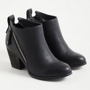 Black Torrid Size 10WW NWT boots